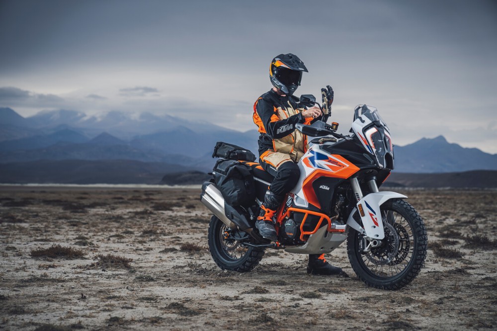 2023 KTM 1290 SUPER ADVENTURE R